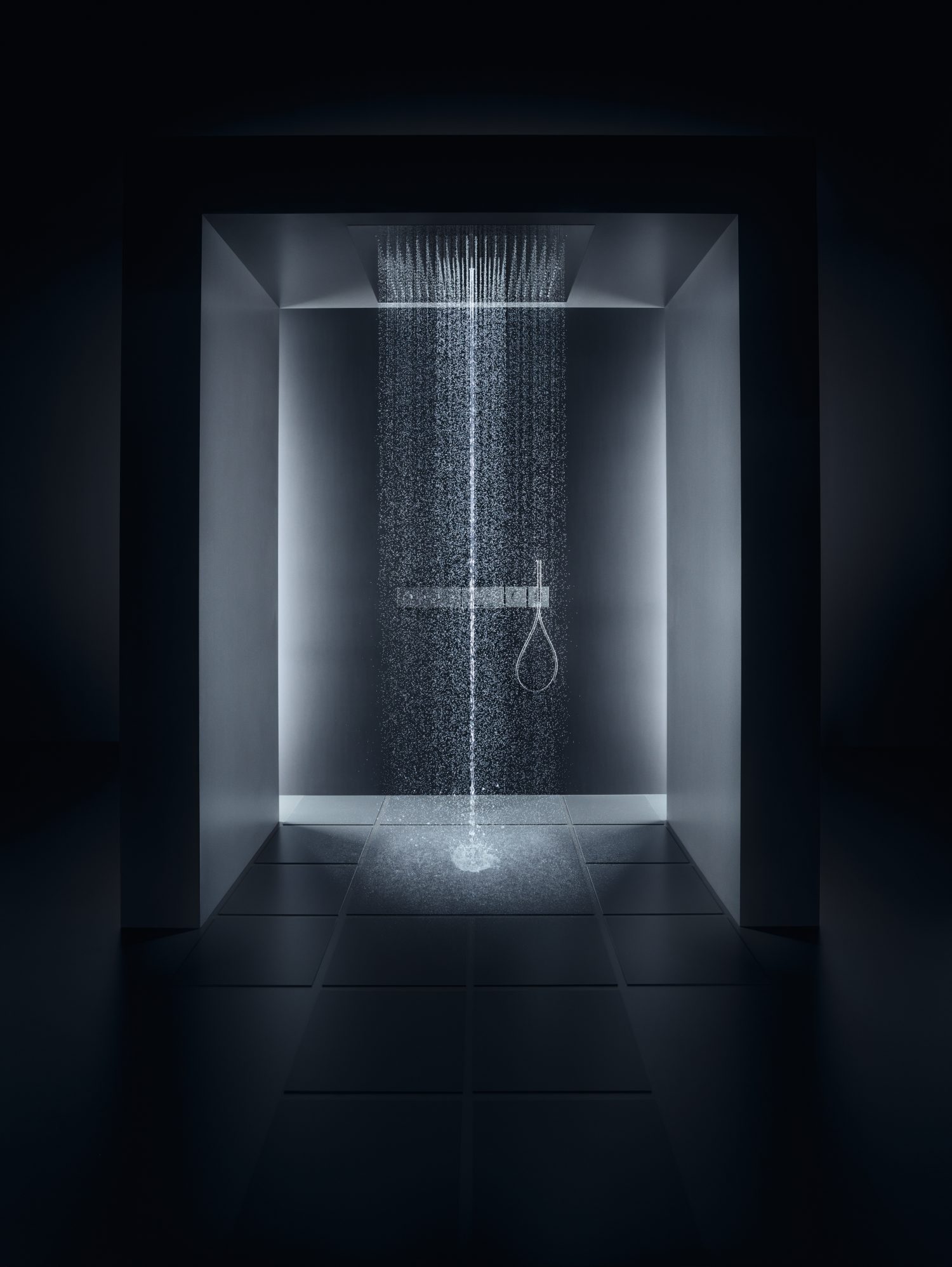 prysznic oszczędzanie wody, mniejsze zużycie wody w domu, jak zmniejszyć zużycie wody