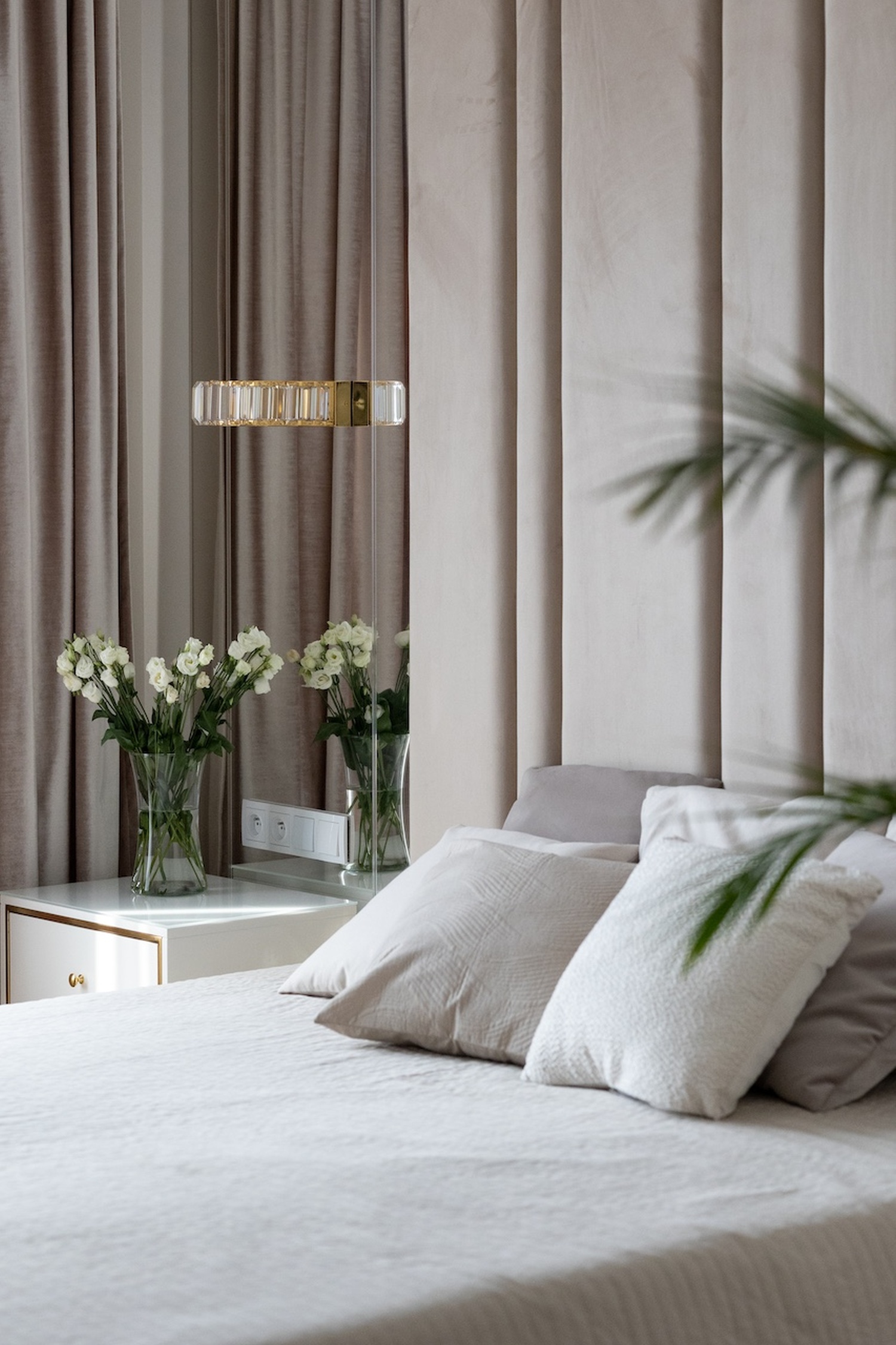 private-zone-modern-classic-apartment