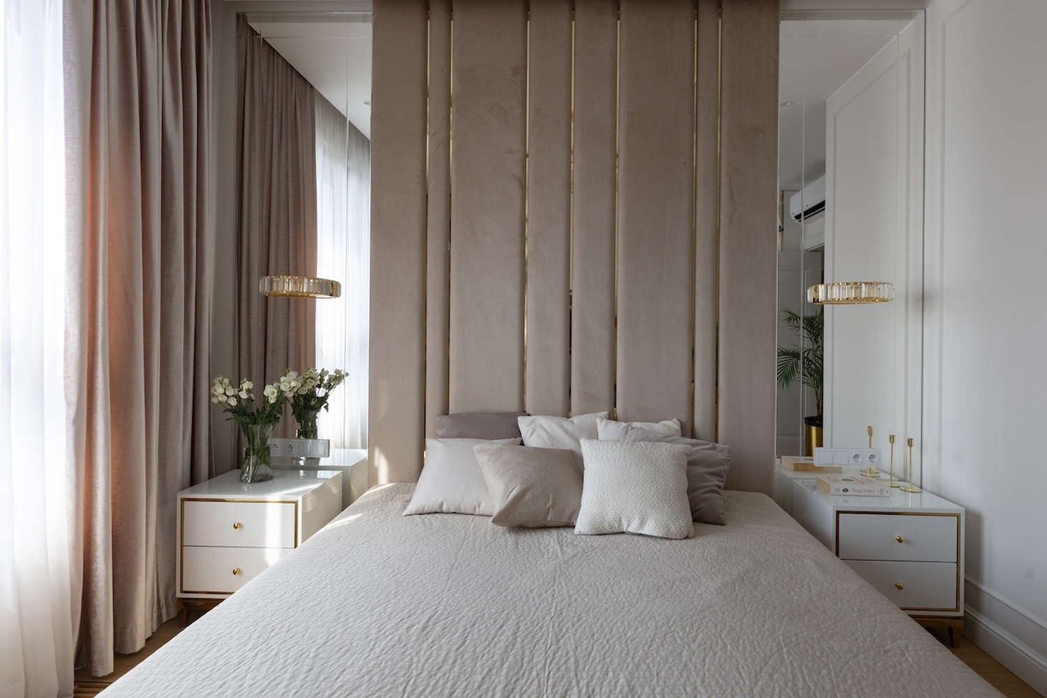 modern-classic-livingroom