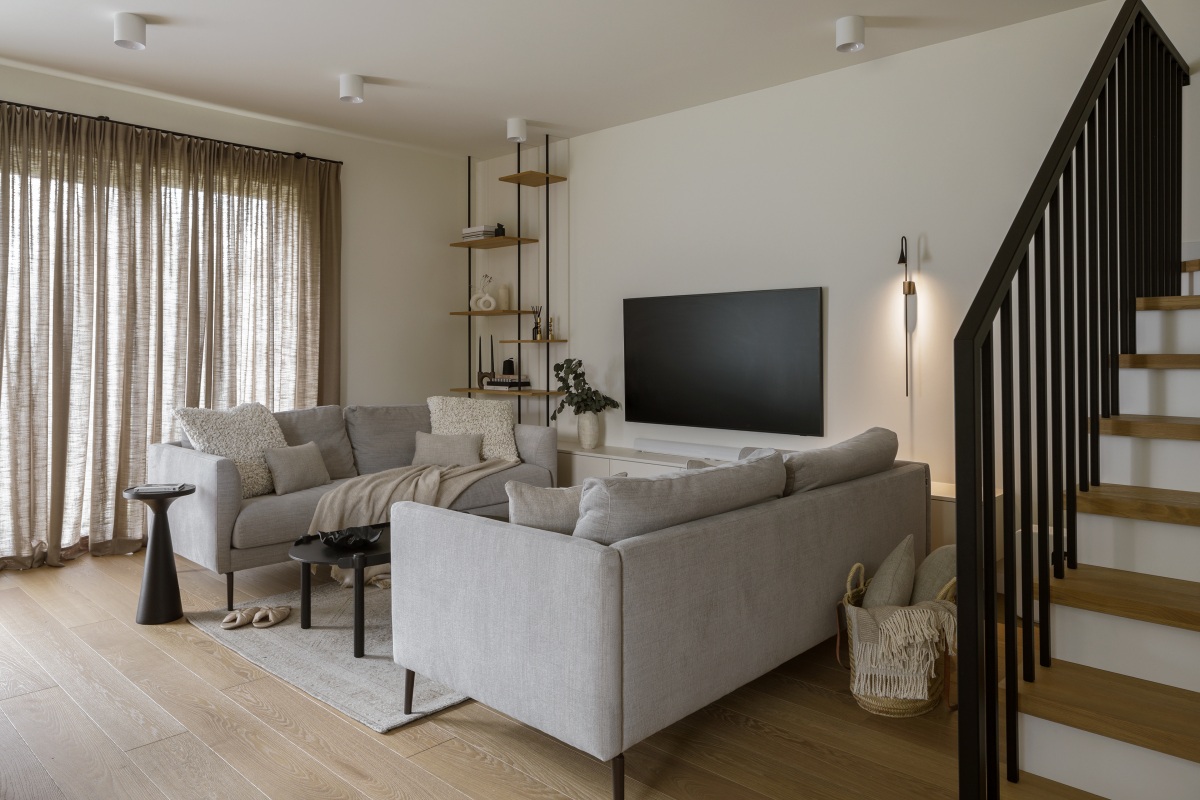 Mieszkanie 167 metrów w Dawidach Bankowych pod Warszawą salon