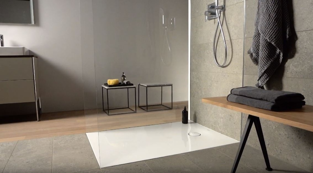 Duravit Tempano brodzik w nowoczesnej łazience - lazienkarium.pl akrylowy brodzik duravit tempano, brodzik duravit tempano, płaski brodzik duravit tempano