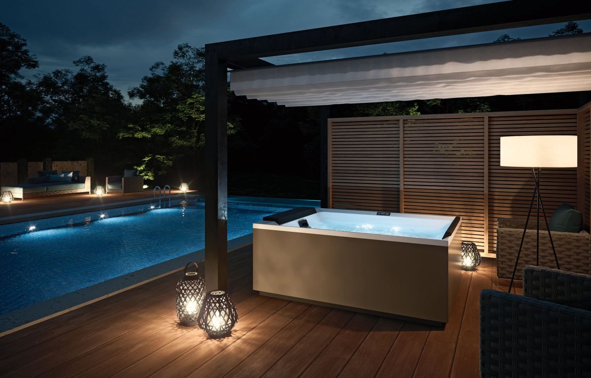 Wanna wolnostojąca w stylu balijskim - www.Łazienkarium.pl łazienka w stylu bali, łazienka bali, styl bali,łazienka w stylu egzotycznym, łazienka biało-beżowa
