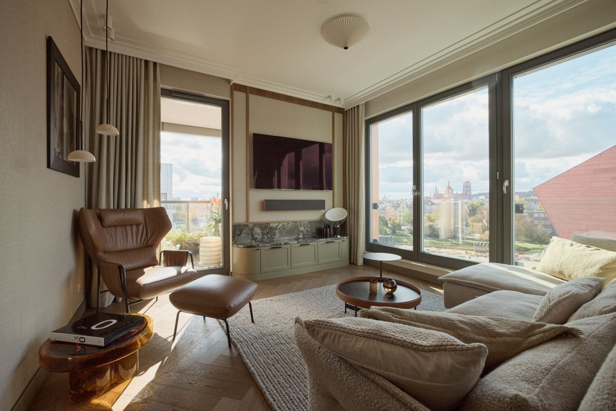 materiały prasowe, projekt: Michał Kostuj, zdjęcia: Emi Karpowicz