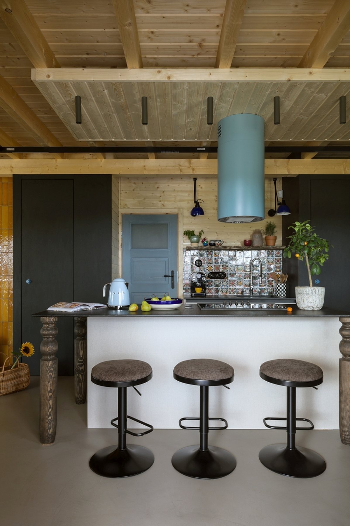 Materiały prasowe, projekt: Patrycja Majewicz, fot: Yassen Hristov, stylistka: Justyna Sobiecka