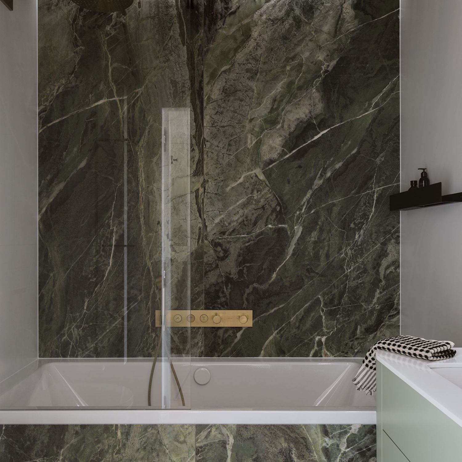 Warszawski apartament quiet luxury