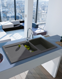 Szary, ale nie nudny. Zobacz najmodniejszy odcień do kuchni! FRANKE wprowadza łupkowy szary zlew