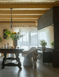 Drewno, natura i ciekawa interpretacja kaszubskiej tradycji. Tak wygląda wsp&oacute;łczesny dom na wsi